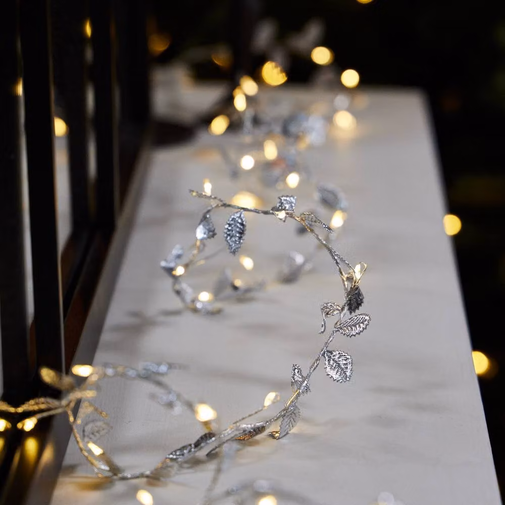 Dibor Silver Leaves Pre-Lit Christmas Table Garland, 2m – 3