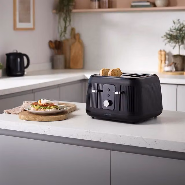Kenwood 4 Slice Toaster in Black – 3