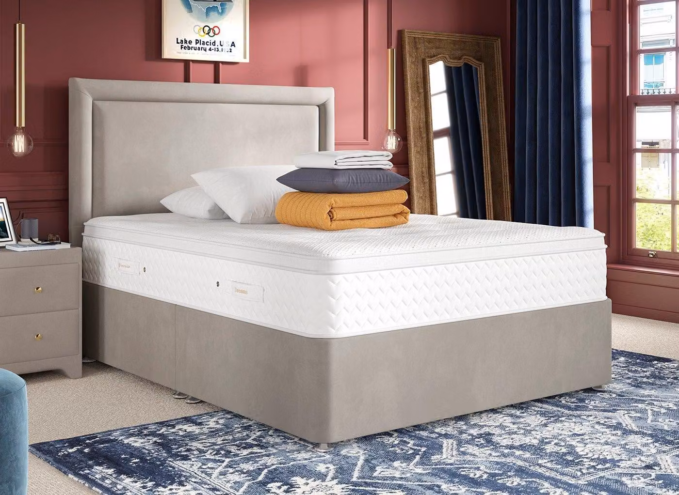 Dream Team Modern Upholstered Velvet Divan Bed Base in Grey