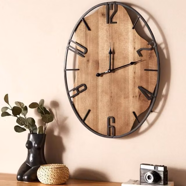 Wyld and Coco Classic Analog Wall Clock, Rectangular Rustic Design in Brown and Black, W/H: 46 x 60 cm – 1