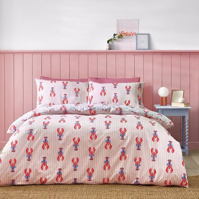 Sassy B Lobster Stripe Reversible Duvet Cover and Pillowcase Set in Pink, Blue and Red, W/D/H: 180 x 200 cm, Pillowcases: 50 x 75 cm