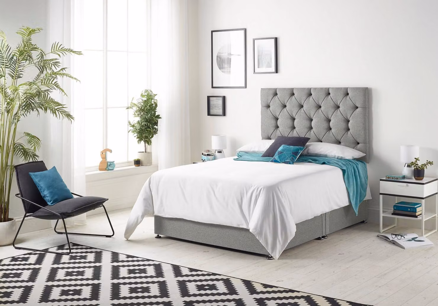 Somnior Premier Super King Divan Bed with 24 cm Deep Hybrid Mattress and Chesterfield Headboard in Grey Wool Tweed Fabric, W/D/H: 200 x 200 cm – 1