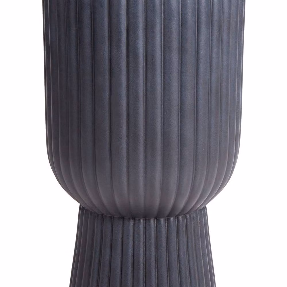 Wyld and Coco MgO Ceramic Round Pinstriped Planter in Graphite Grey for Indoor or Outdoor Use – 2