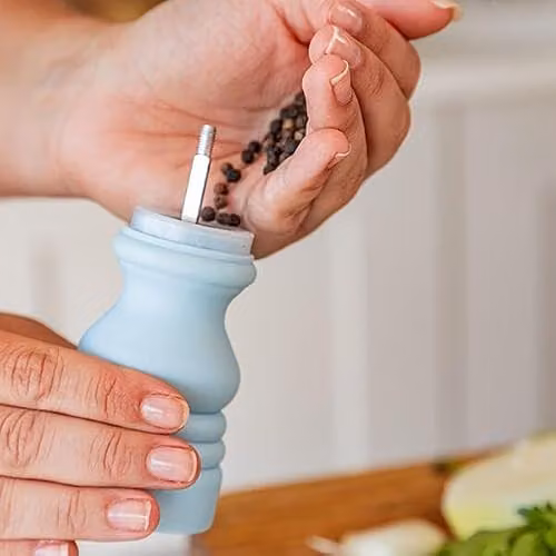 MasterClass Manual Ceramic Grinder in Blue and Silver – 4