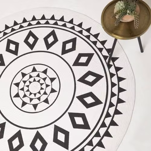 HOMESCAPES Lia Handwoven Mandala Round Area Rug, Black and White, 100% Cotton, Diameter: 120 cm