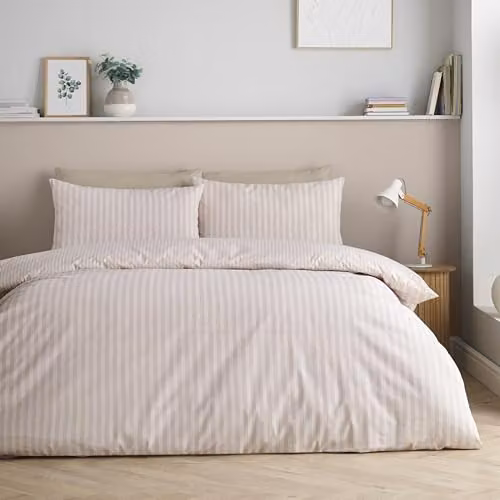 Catherine Lansfield Epping Textured Stripe Reversible Duvet Cover and Pillowcase Set in Beige, 200 x 200 cm – 1
