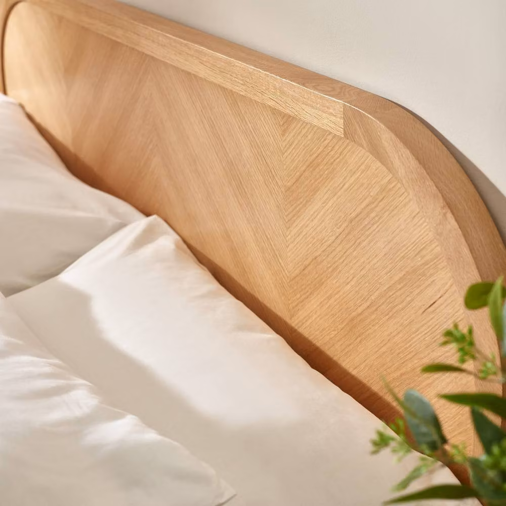 Cheshire Crimson Oak Chevron Bed Frame in Brown Oak, W: 135 cm, H x D: 140 x 200 cm – 5