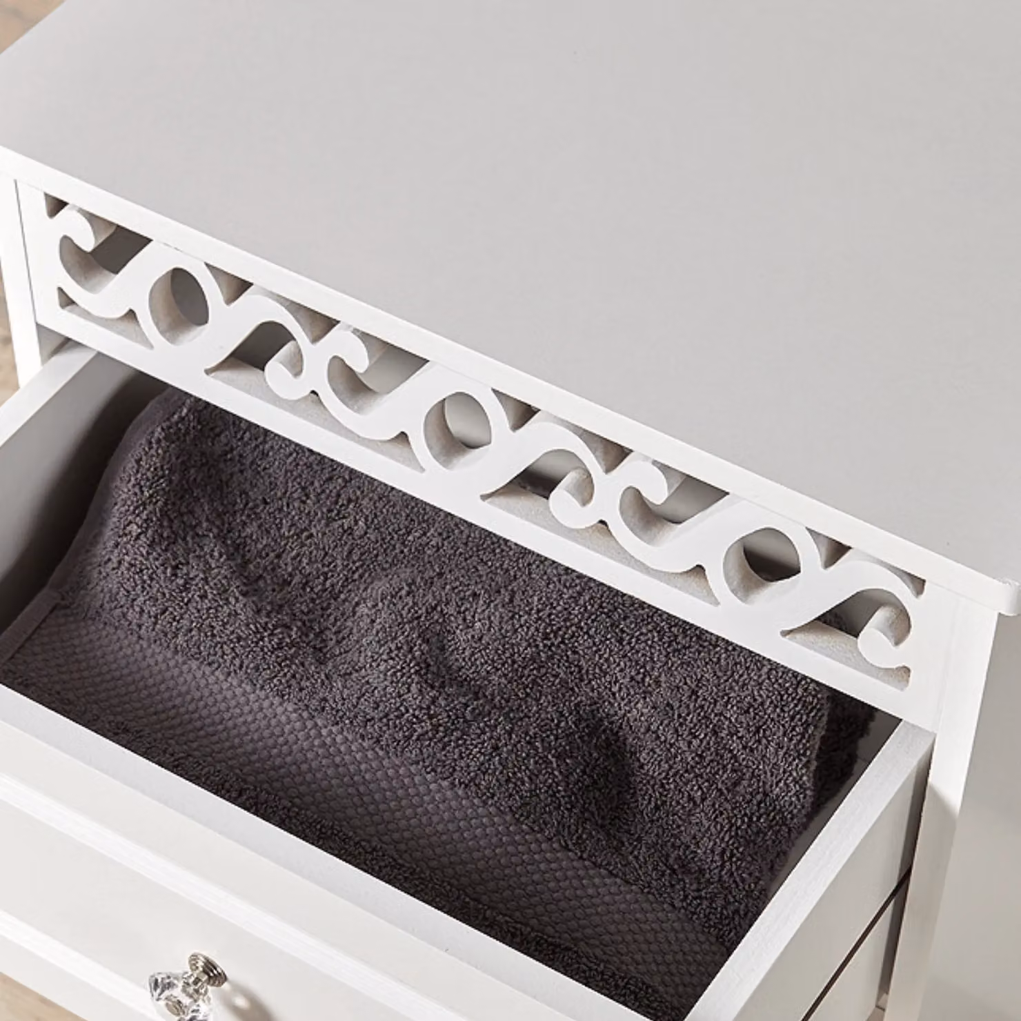 Home Source White Lacquered Wooden Hallway Storage Cabinet with 4 Drawers and Crystal Handles – 3