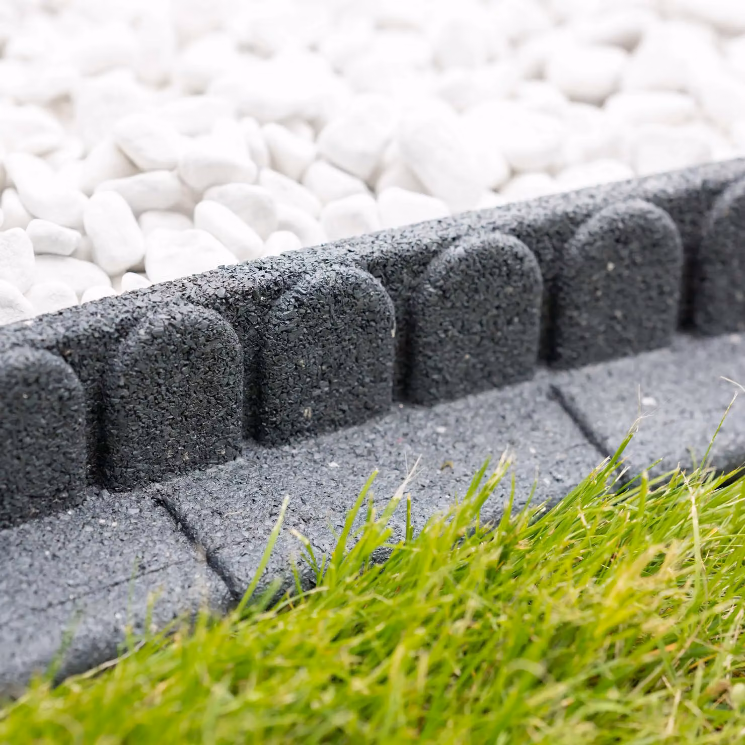 Nicoman Flexible Rubber Garden Edging Border, Grey, 24 Pack – 5