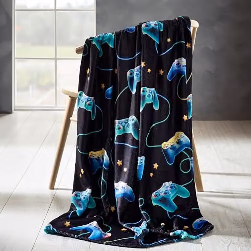 Catherine Lansfield Gamer Cosy Fleece Throw Blanket, Black, W/D/H: 130 x 170 cm – 1