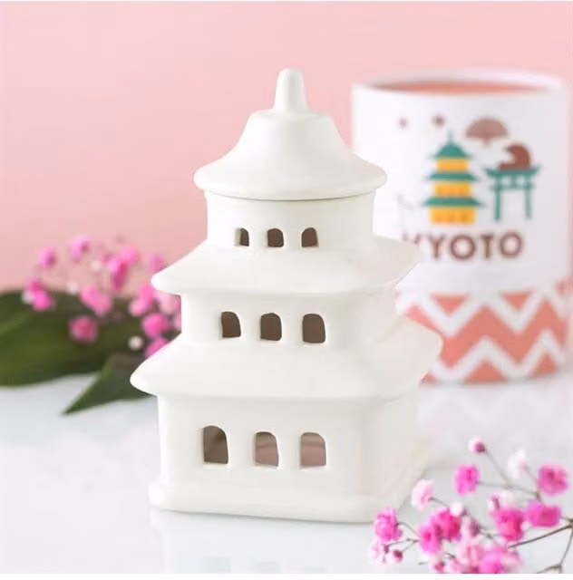 KDMD Pagoda Ceramic Tealight Oil Burner and Wax Warmer in White