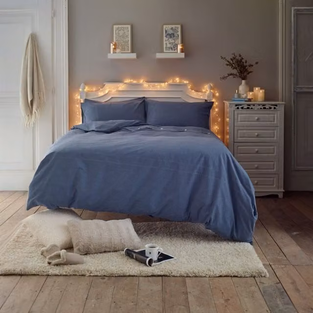 Deyongs Southwick Super King Fitted Sheet in Blue, 200 x 200 cm