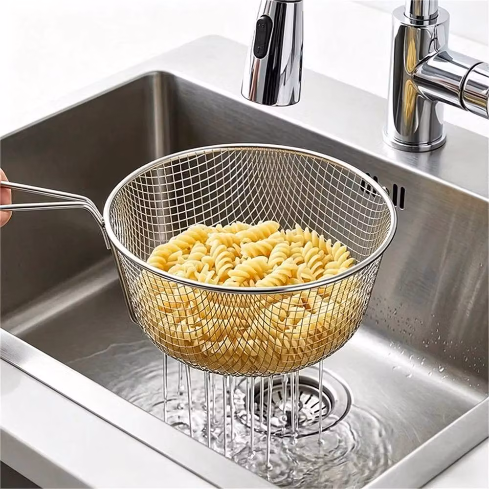 NESTLUNE Silver Round Mesh Wire Chip Pan Fryer Baskets with Handles, Diameter: 22.86 cm – 3