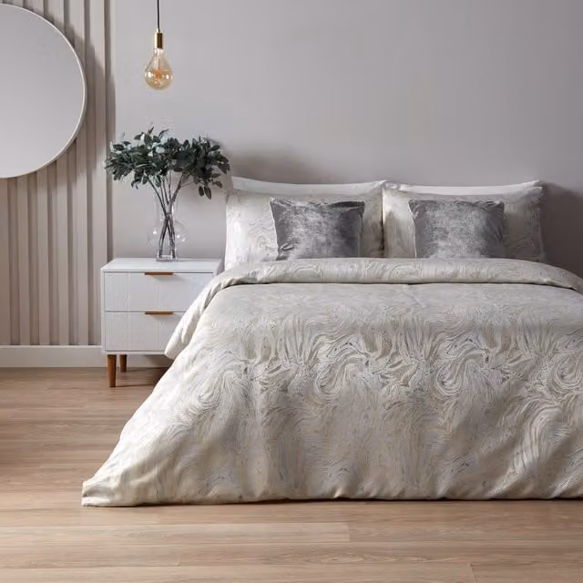 Paoletti Marble Metallic Jacquard Reversible Duvet Cover Set in Beige and Silver, 200 x 200 cm