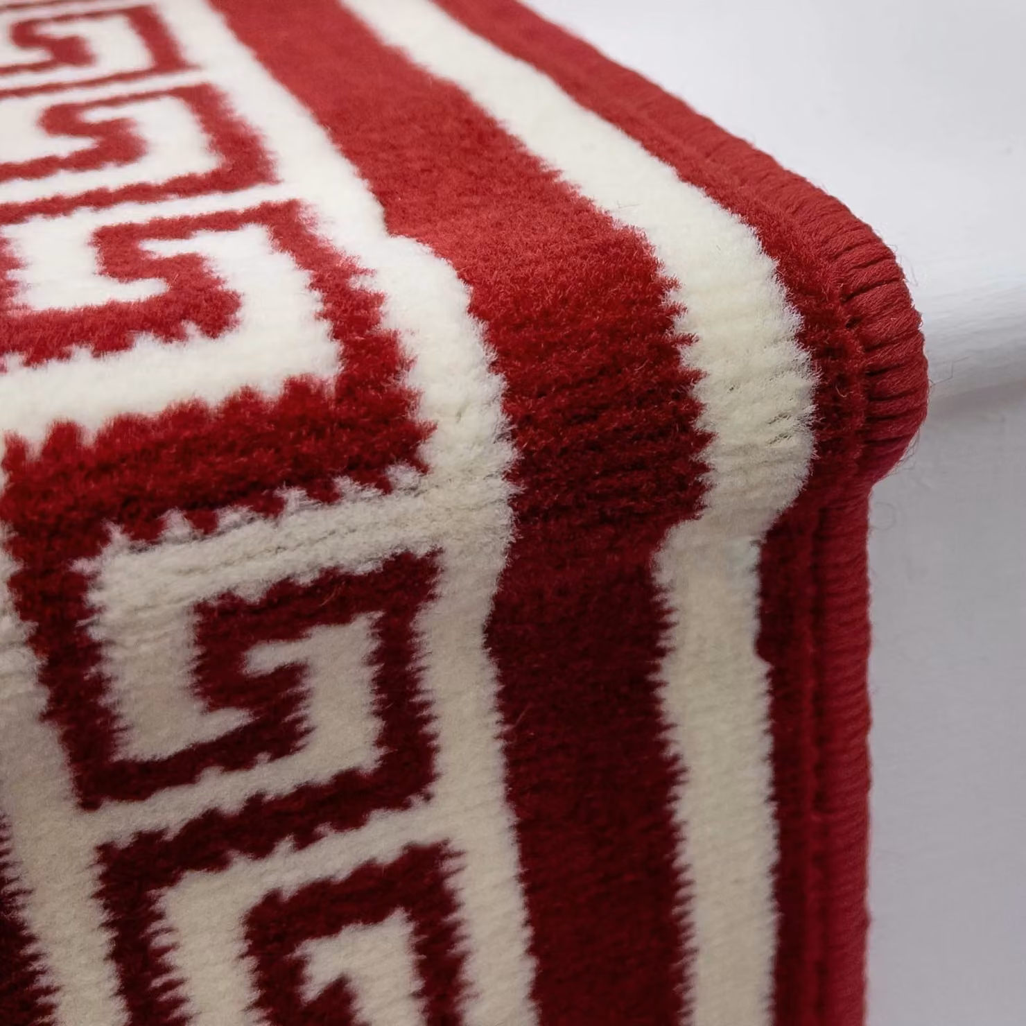 runrug Soft and Comfortable Stair Runner in Red, W: 70 cm, L: 630 cm – 11