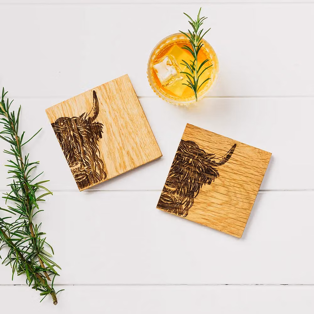 Selbrae House Set of 2 Square Oak Coasters with Highland Cow Design in Brown and Beige – 3