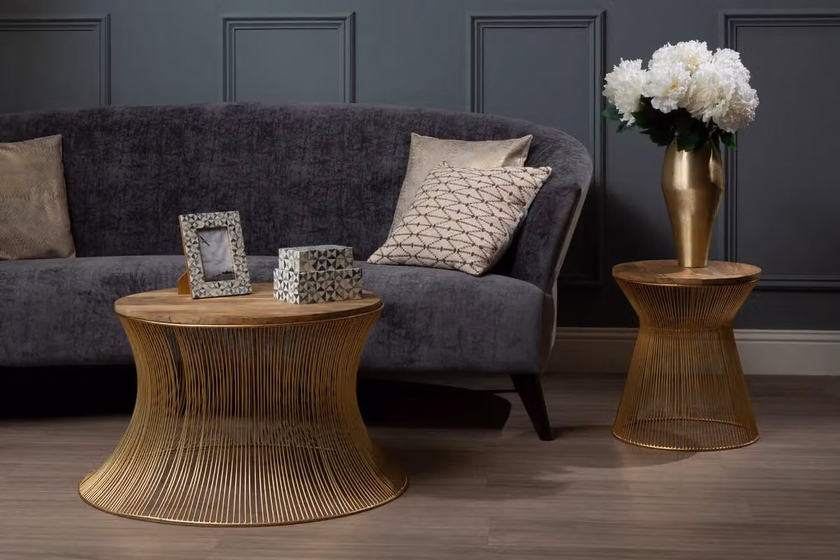 Fifty Five South Orsina Modern Round Coffee Table with Natural Mango Wood Top and Gold Hourglass Wire Frame, W/D/H: 40 x 40 x 46 cm – 2
