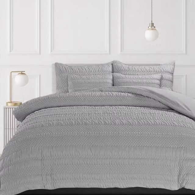 Velosso Silver and Grey 3D Embossed Geometric Pattern Duvet Set and Pillowcase, 200 x 200 cm