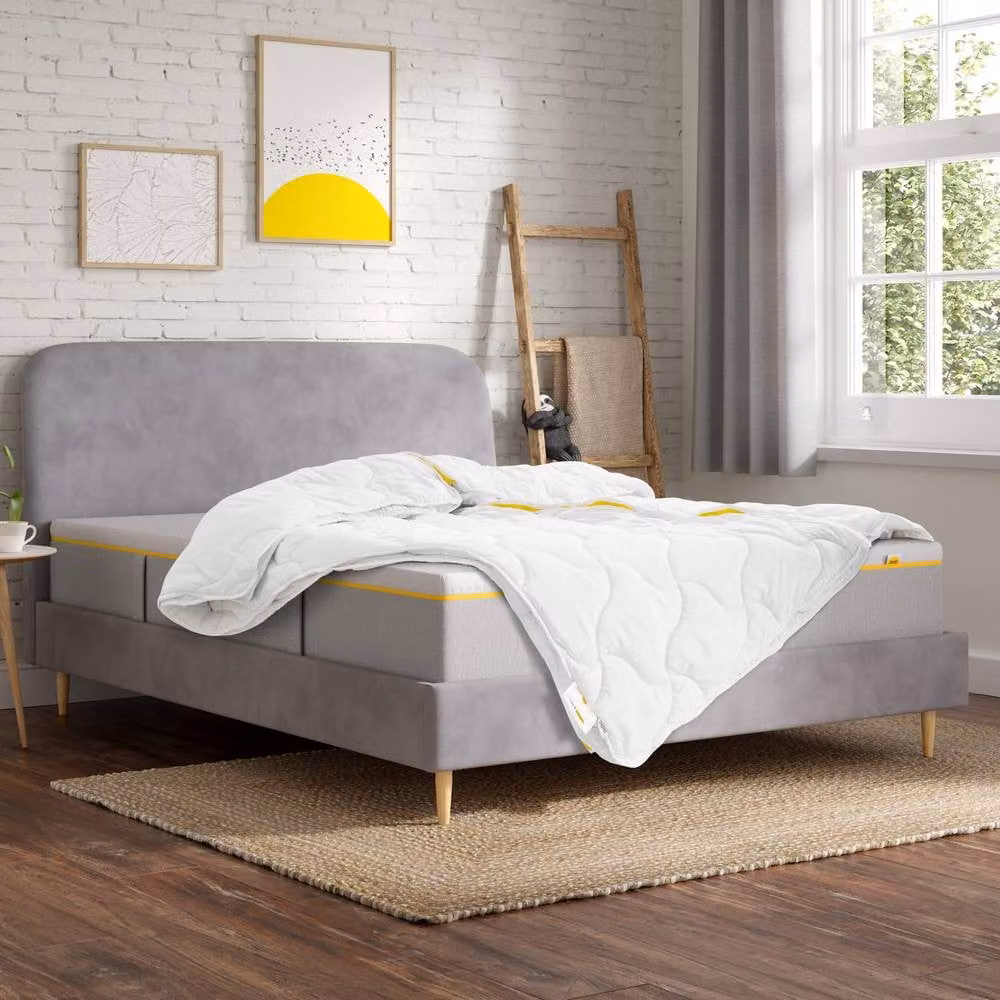 Eve The Wunderflex Multi-Way Four Season Microfibre Duvet in White, Double – 3