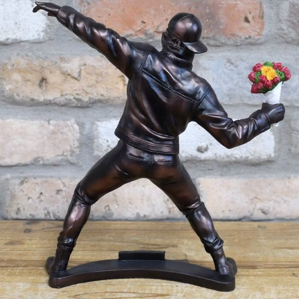 Gifts Direct 2 U Man with Flowers Resin Ornament in Brown – 4
