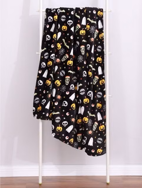 Smart Living Spooky and Magical Halloween Fleece Throw Blanket, Black, W/D/H: 120 x 150 cm – 1