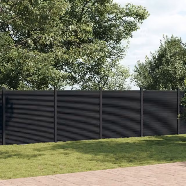 Berkfield Home Grey WPC and Aluminium Opaque Fence Panel, W/H: 173.7 x 186 cm