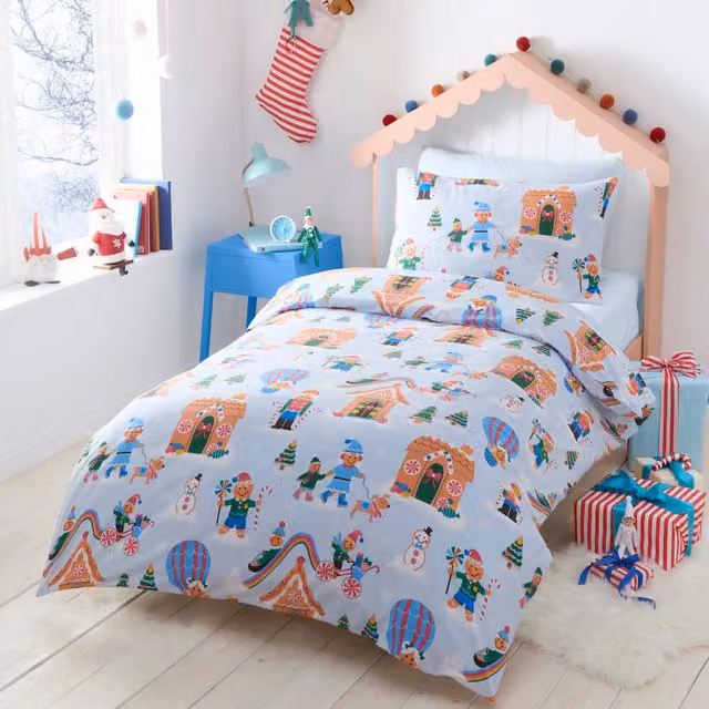 Happy Linen Company Gingerbread Village Christmas Kids Bedding Set in Blue, including Duvet Cover and Pillowcase (40 x 60 cm)