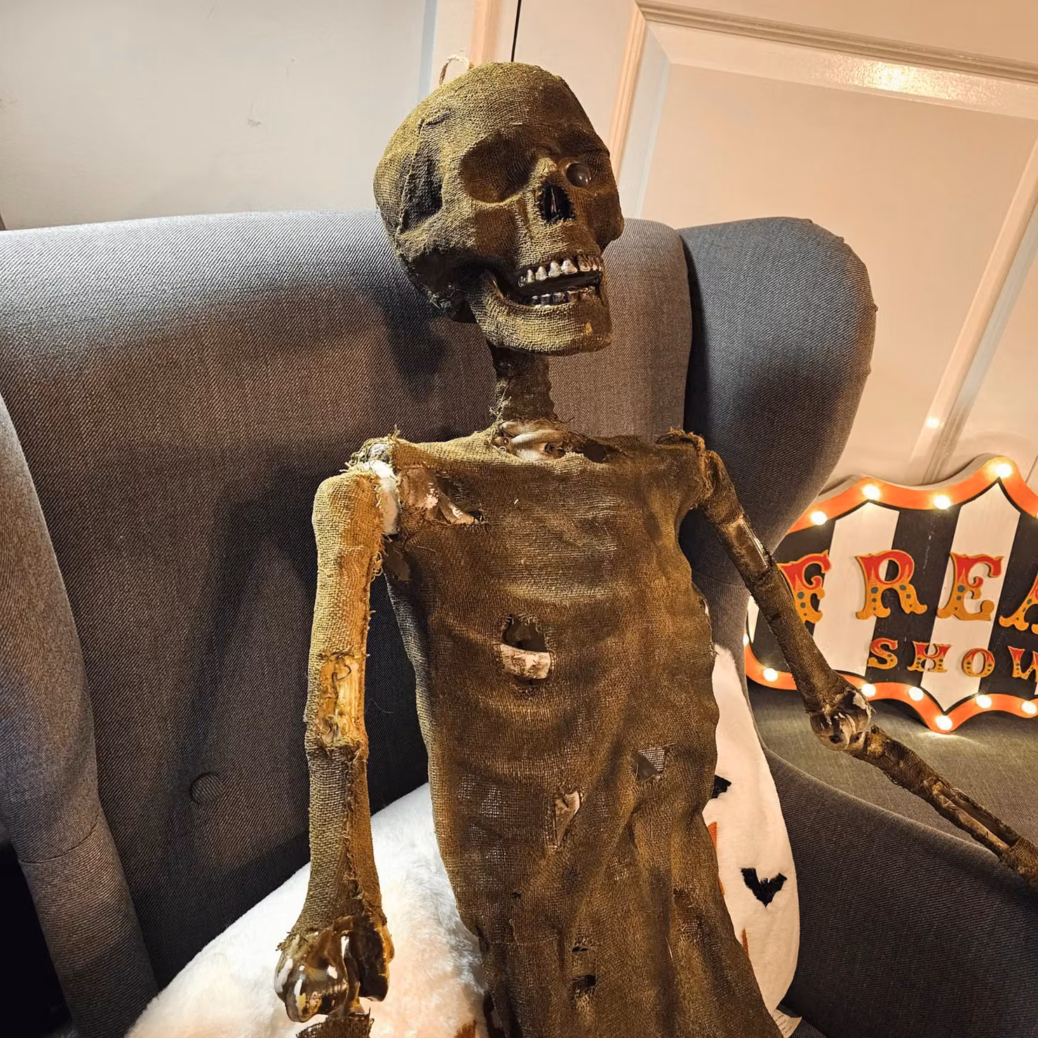 Samuel Alexander 150cm Full Body Mummified Skeleton Halloween Decoration with Posable Joints in Brown – 2