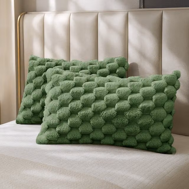 Velosso Reversible Hygge Winter Teddy Fleece Pillowcase Pair in Green