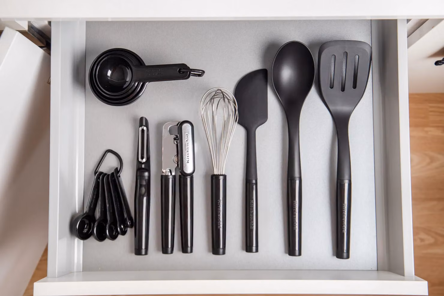 KitchenAid 15-Piece Kitchen Utensil Set in Black – 2