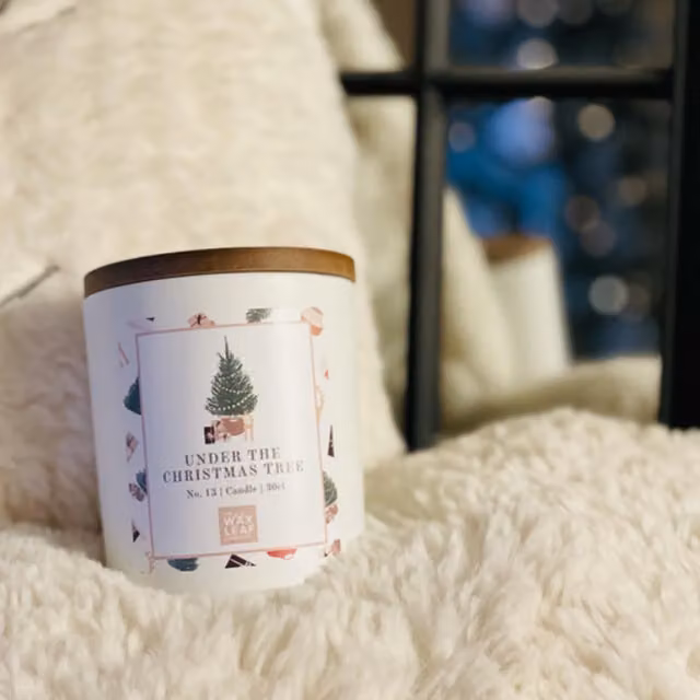 The Wax Leaf Candle Co Under The Christmas Tree Woodwick Christmas Candle, White