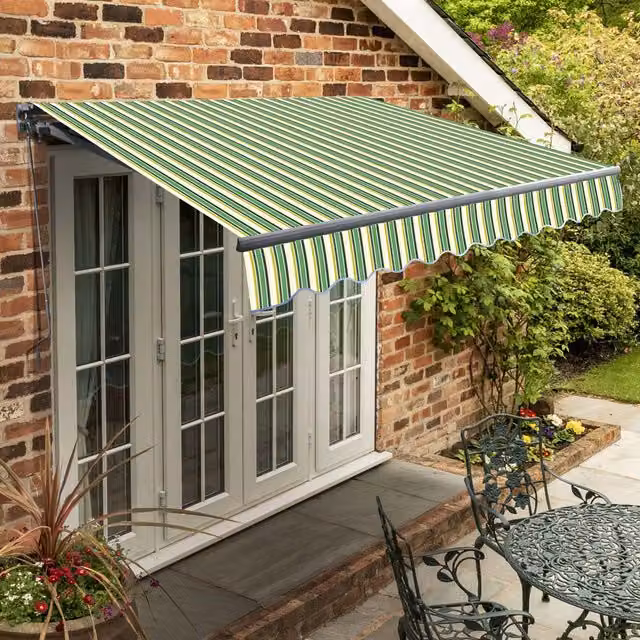 Primrose Manual Wall-Mounted Patio Awning with Green Striped Fabric and Aluminium Frame, Width: 300 cm, Depth: 18 cm