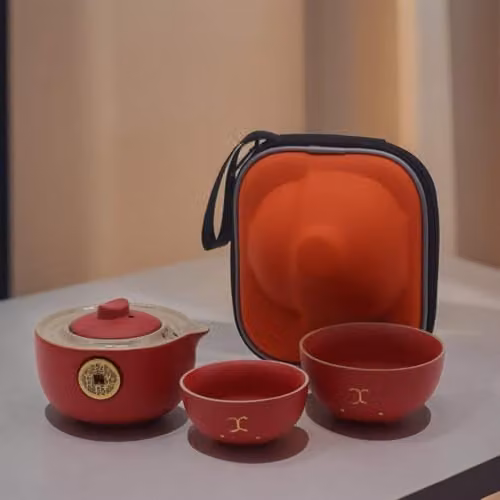 Serenityy Money Cat Ceramic Teapot Set in Red and Gold with 2 Cups and Travel Case – 1