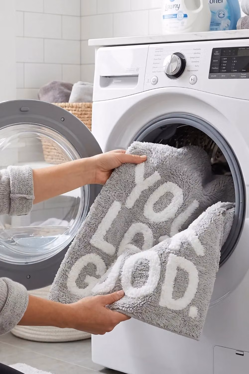 Mooky Mats You Look Good Slogan Non-Slip Bath Mat in Grey and White, W/D/H: 80 x 50 x 1 cm – 2