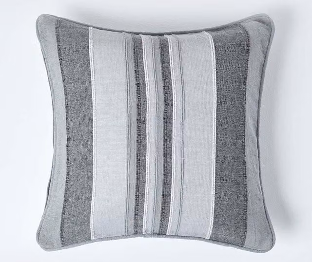 Homescapes Morocco Striped Cotton Cushion Cover in Grey, W/D/H: 45 x 45 x 45 cm – 1