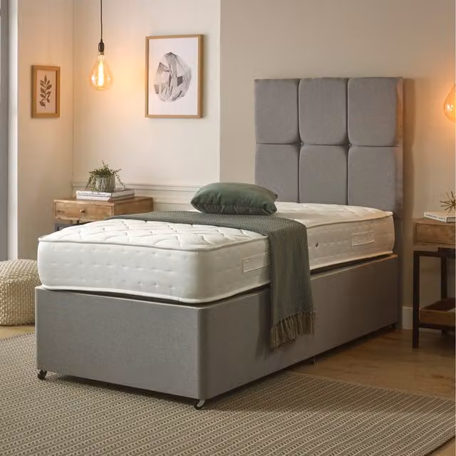 Starlight Beds King Size White Hybrid Mattress with 1000 Pocket Springs and Memory Foam, Depth: 22 cm, W/D/H: 180 x 200 cm