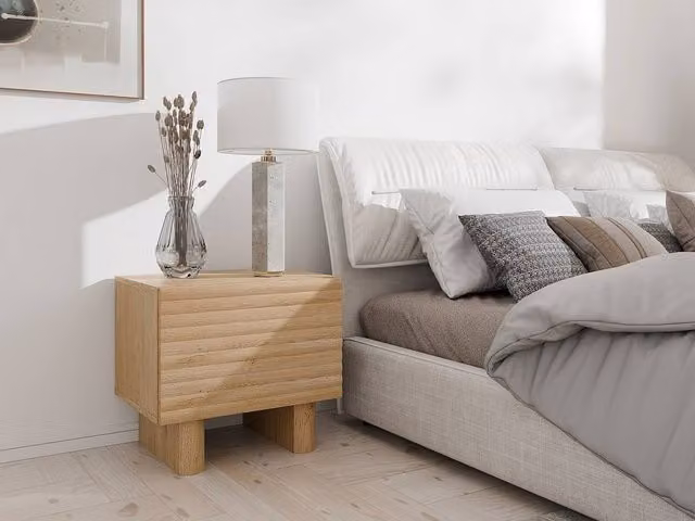 Vente-unique LUDIMA 1-Door Bedside Table in Light Oak MDF – 1