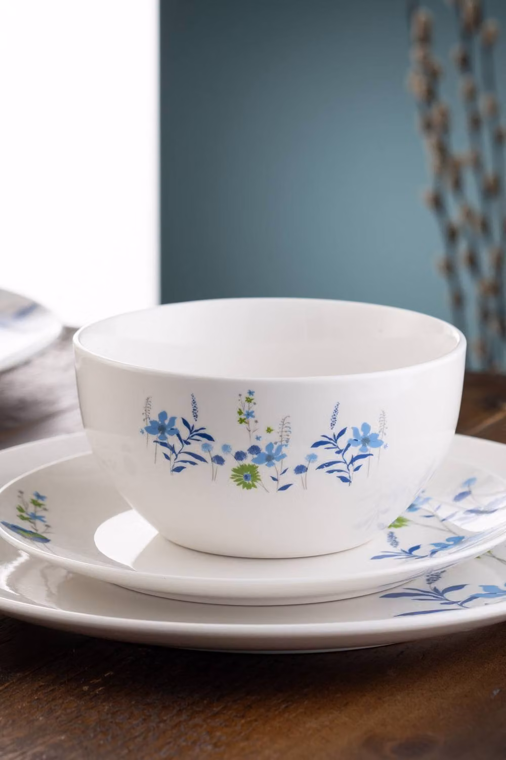 Belleek Living Indigo Bloom 12 Piece Floral Dinner Service Set in Blue, Green, Multicolour and White – 2