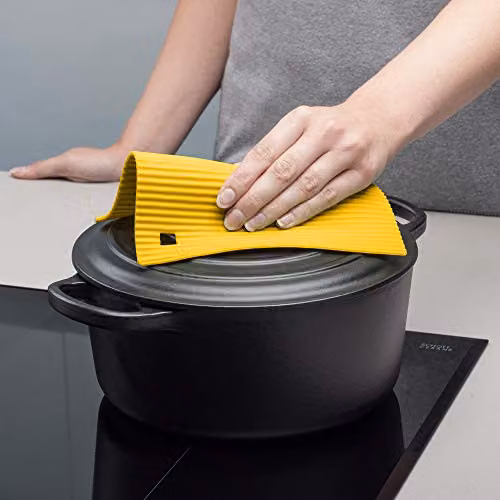 Zeal Silicone Square Non-Slip Hot Mat Trivet in Yellow, 18 cm – 4