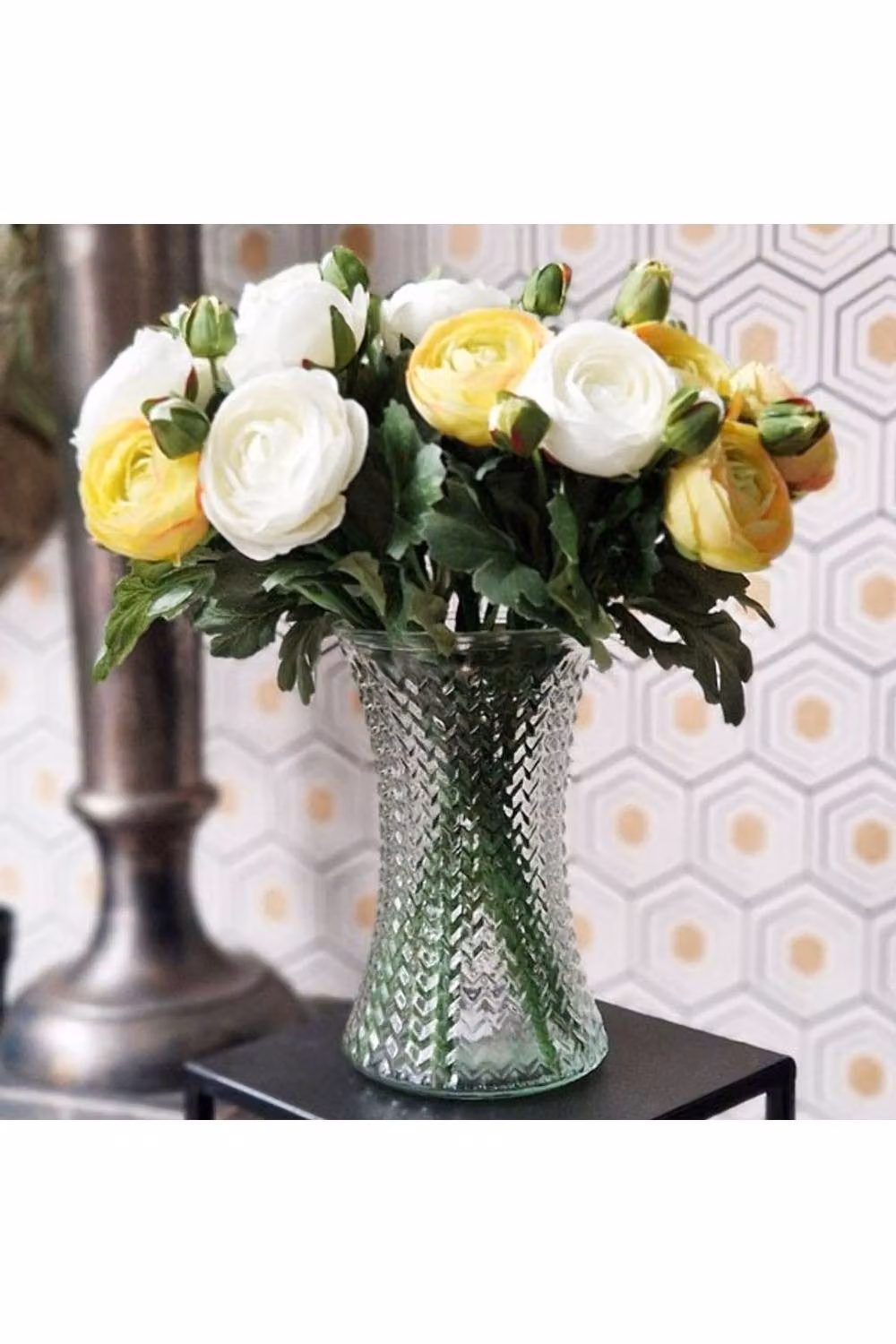 KDMD Geometric Glass Hand-Tied Tabletop Vases, Clear, 4 Pack, H 19.8 cm x W 12.5 cm – 2