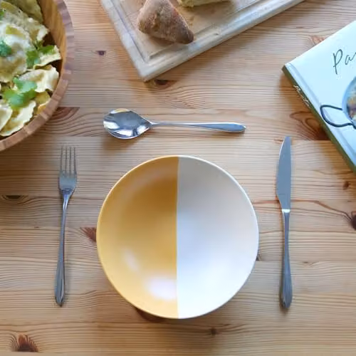 Nicola Spring Yellow Stoneware Pasta Bowl – 3