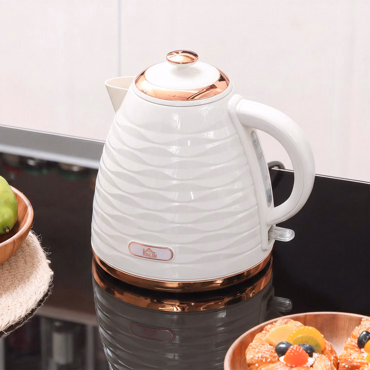 HOMCOM 3kW Cordless Electric Water Kettle with Removable Anti-Scale Filter, Beige – 2