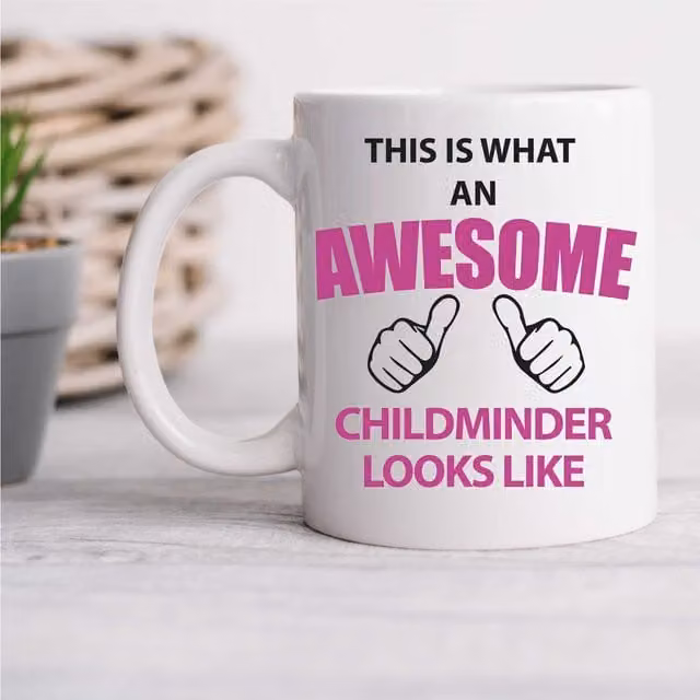 60 Second Makeover Limited This Is What An Awesome Childminder Looks Like Ceramic Mug in White