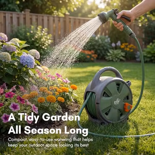 Pelle & Sol Green Wall Mounted Garden Hose Reel with 10m Kink Resistant Hose and 7 Mode Spray Gun – 8