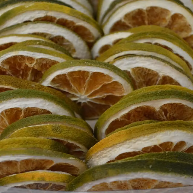 Natural Crafts Decorative Dried Green Orange Slices, 165g