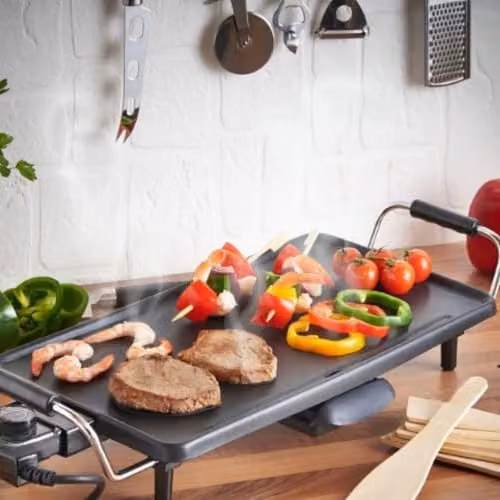 Trendi Electric Teppanyaki Grill Griddle in Black with 8 Wooden Spatulas, Non-Stick Hot Plate and Adjustable Temperature Control – 4