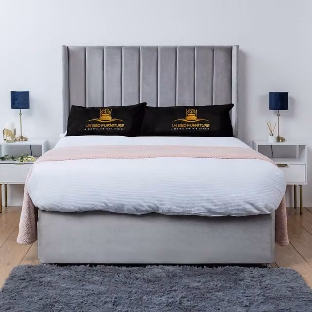 UK Bed Furniture Bella Wingback Divan Bed Base with 54 Inch Headboard in Silver, Double, W/D/H: 140 x 200 cm