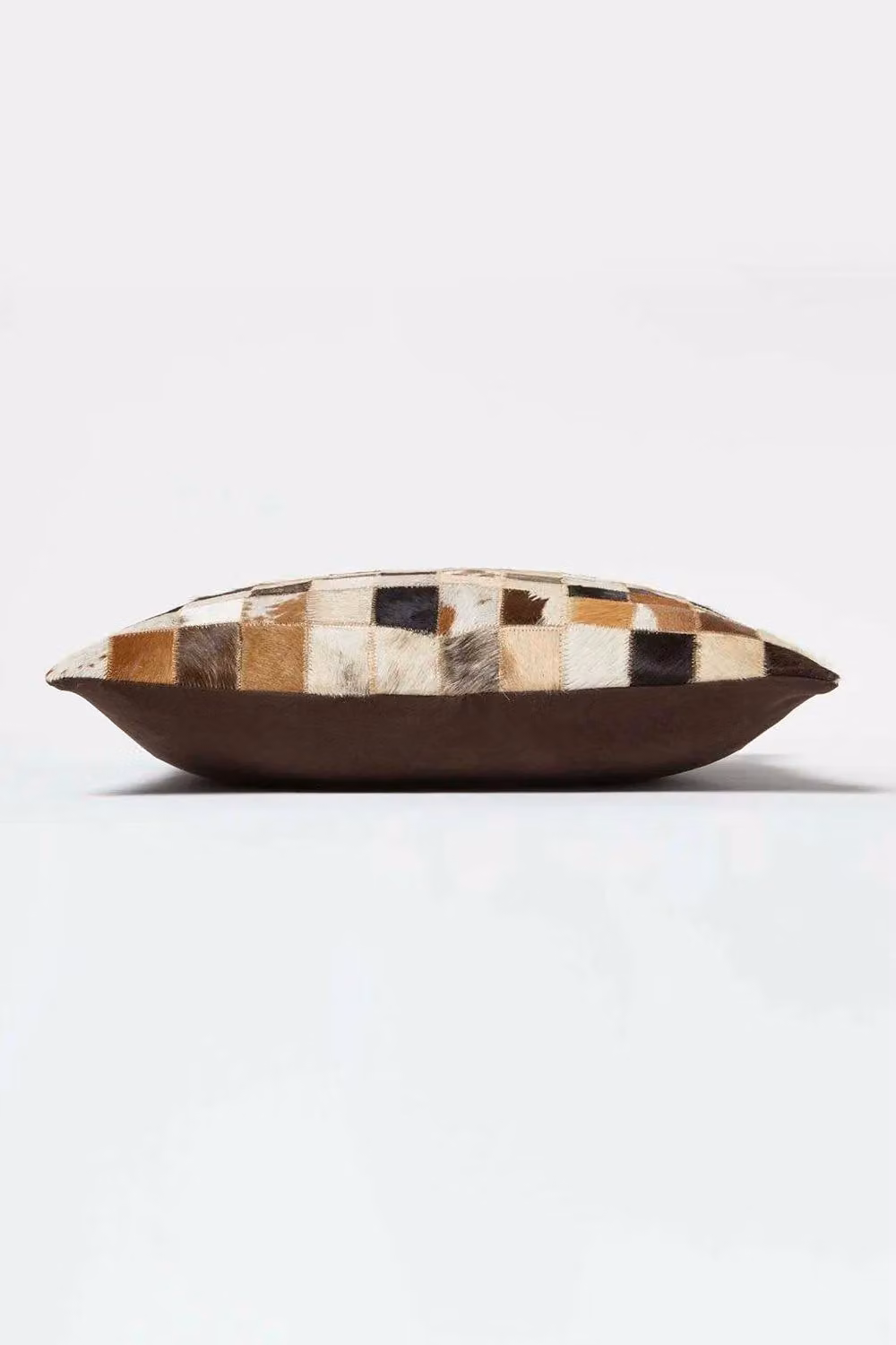 Homescapes Brown Checked Leather Cushion with Suede Reverse, W/D/H: 45 x 45 x 45 cm – 4