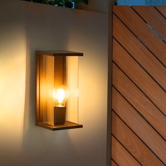 Wyld and Coco Modern Black Aluminium Outdoor Wall Light with Transparent Glass – 1