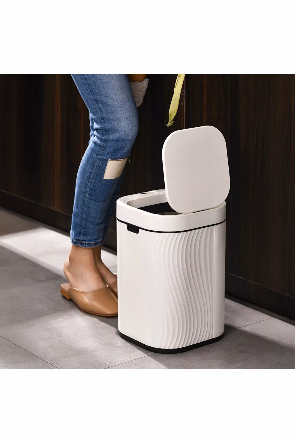 Living and Home 12L Smart Sensor Waterproof Rubbish Bin in White – 3